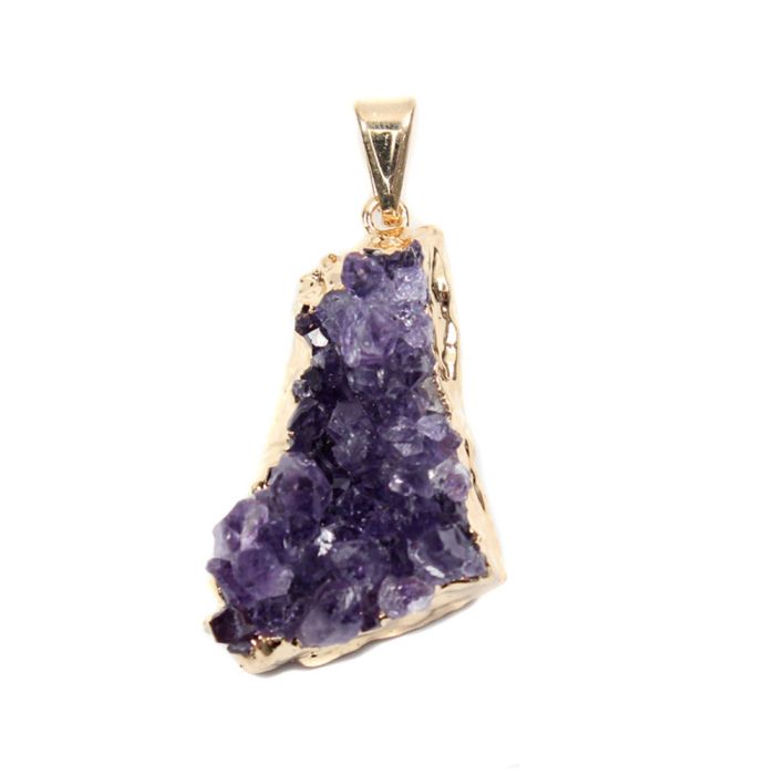 A close up of the purple amethyst pendant only. This example pendant is heart-shaped with a bumpy texture and the edges are gold plated.