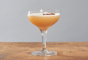 Discovery Gin spiced apple martini